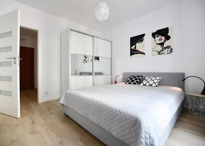 Apartament El Rojo z garażem